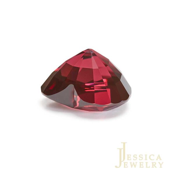 HEART SHAPE GARNET (GARNET CÓ HÌNH DẠNG TRÁI TIM)