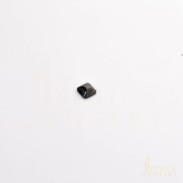 BLACK AND BROWN SAPPHIRE (SAPPHIRE ĐEN VÀ NÂU)